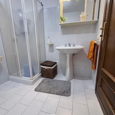Casa Fiore شقة Nusco